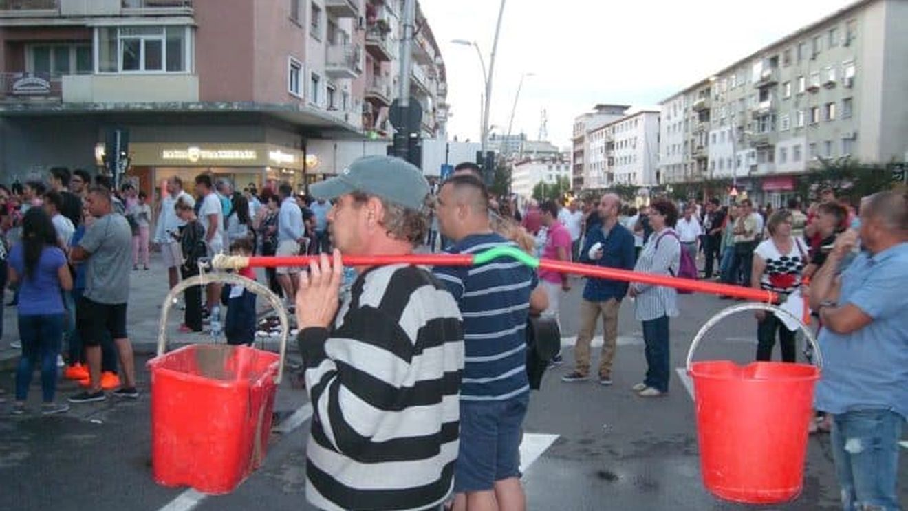Bacăul se pregătește de noi experiențe de Ev Mediu: reparațiile sistemului de alimentare cu apă