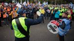 Toate cele cinci confederații sindicale cer retragerea proiectului noii Legi a salarizării: „Nu vom mai participa la nicio consultare”