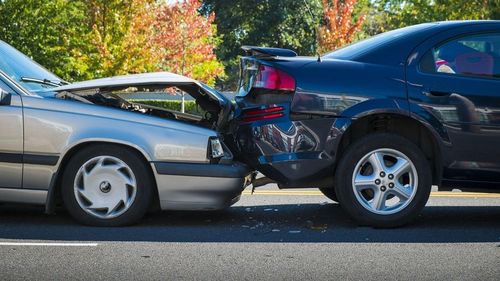 Trei maşini au făcut accident pe DN 12A, în Harghita/ Două persoane sunt rănite