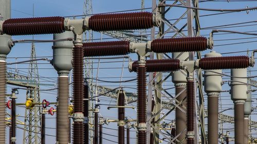 Șapte țări europene vor să elimine centralele electrice care emit CO2 din sistemele lor de electricitate până în 2035