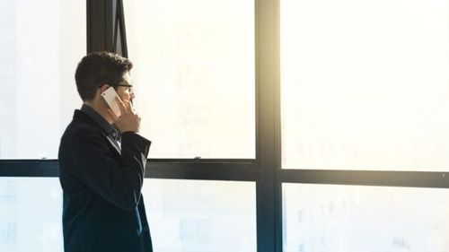 Un minor din Galaţi a înşelat telefonic un magazin dotat cu staţie SelfPay din județul Bistriţa-Năsăud / Prejudiciul se ridică la 67.000 de lei