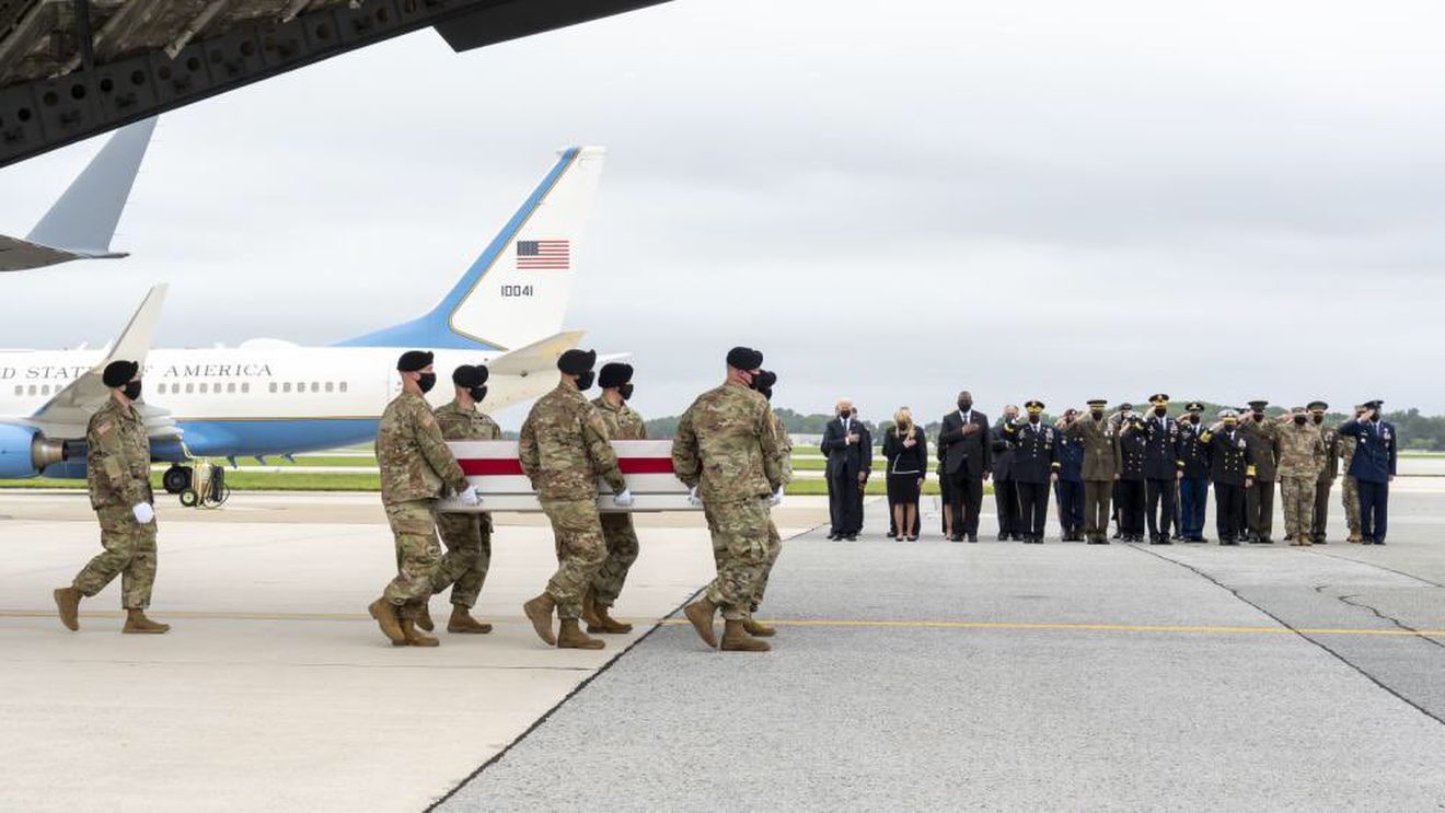 Facebook a șters contul mamei unui soldat american ucis în Afganistan, după ce a postat o scrisoare critică la adresa lui Joe Biden. Ulterior, compania a recunoscut ca a fost o greșeală
