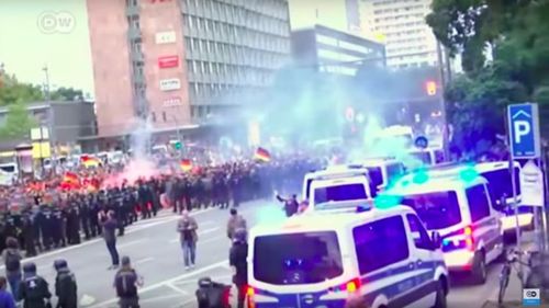 Protestele împotriva străinilor se înmulțesc în Germania: ONU consideră „șocante” manifestațiile extremei drepte / Un imigrant victimă a unei agresiuni rasiale