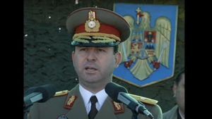 Generalul Cătălin Ștefăniță Zisu, fostul șef al Comandamentul Logistic Întrunit din cadrul MApN, anchetat penal într-un nou dosar penal alături de alte cinci cadre militare / Este suspectat de instigare la abuz în serviciu