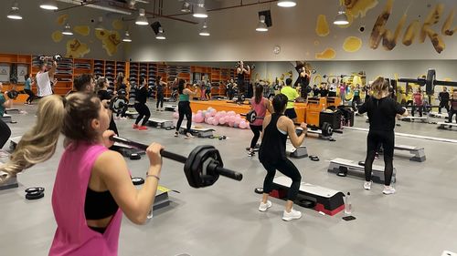 Ce crezi că se întâmplă atunci când faci exerciții prea intense la sală: Slăbești sau câștigi în greutate?