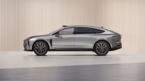 Producătorul chinez de maşini electrice Nio a prezentat un model care va concura cu Maybach şi Panamera / ET9 va costa puțin peste 100.000 de dolari