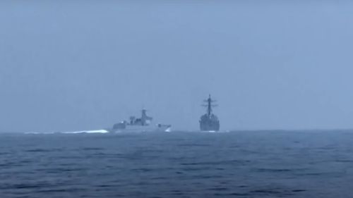 Strâmtoarea Taiwan: Un distrugător american a fost nevoit să reducă viteza, "pentru a evita o coliziune" cu o navă chineză care i-a tăiat brusc calea