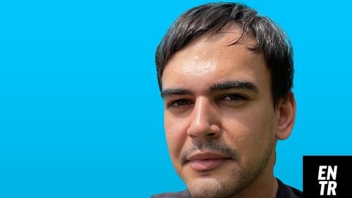 VIDEO O lungă vacanță de vară în Capitală, dar ce poți face gratuit, dacă nu ți-ai propus să ieși din oraș? Explică Victor Vlăduț, 30 de ani, despre proiecte cu finanțare locală