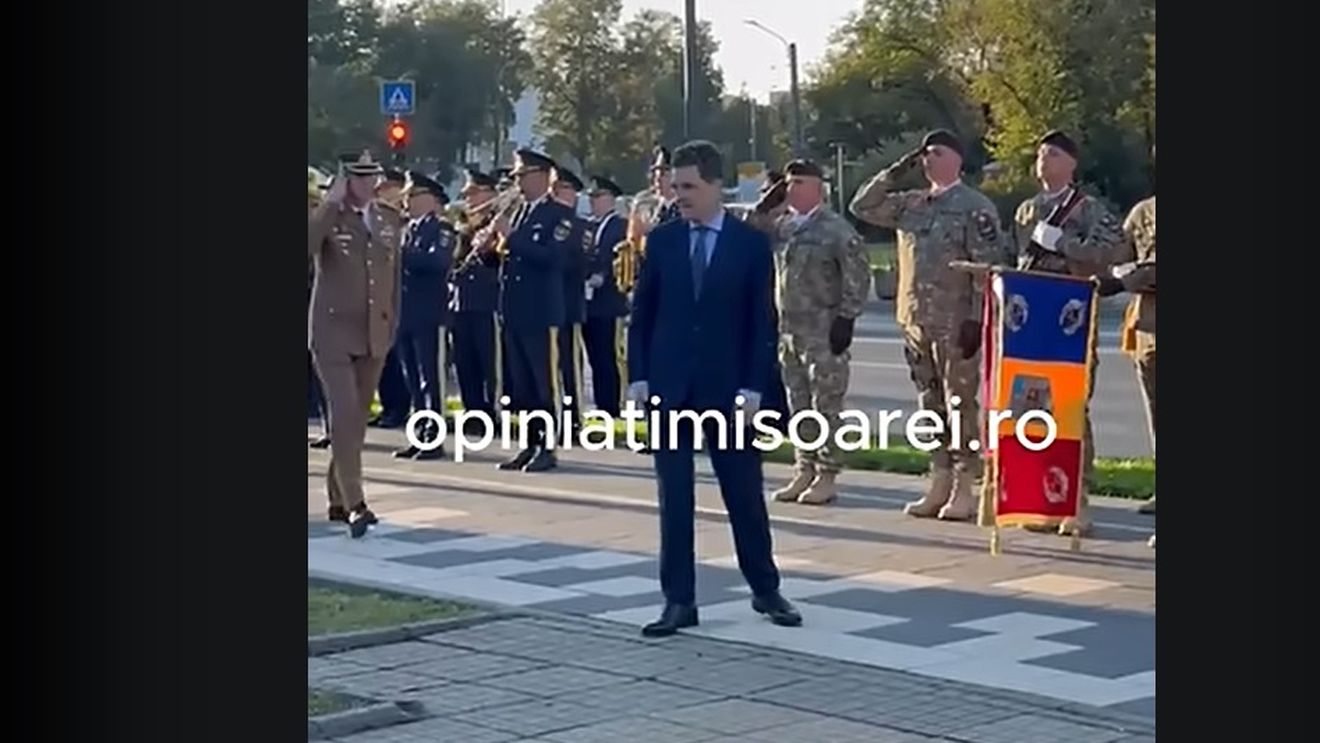 VIDEO Președintele Nicușor Dan, încurcat de protocol