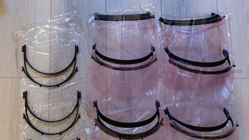 VIDEO Un TIR cu material plastic pentru producerea de viziere necesare medicilor din România și Republica Moldova, achiziționat din donații la inițiativa Asociației „VeDem Just” 