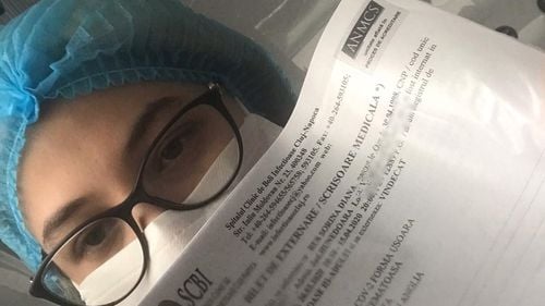 EXCLUSIV ”Salut! Sunt Sorina și am 22 de ani. 27 de zile am stat într-o cameră de spital și încă 14 într-un apartament pentru un virus despre care foarte multă lume am văzut că spune că nu există... Există”