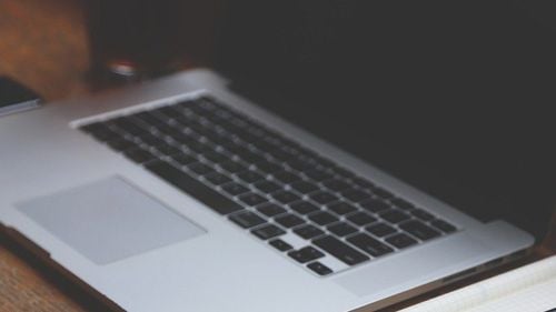 Topul celor mai puternice companii din IT: Firmele din top trei au depășit pragul de un miliard lei cifră de afaceri în 2022