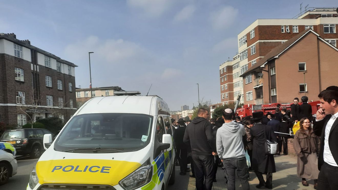 Doi suspecți arestați pentru atacul antisemit din Londra asupra unor ambulanțe