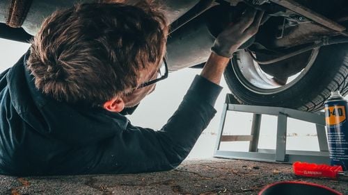 Un sfert din tinerii francezi care muncesc sunt nemulțumiți de orientarea profesională primită în școală, dublu față de elevi și studenți - studiu