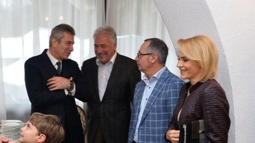 Firma lui Videanu pune borduri în București de 14 milioane de lei. Contract cu firma Primăriei Capitalei