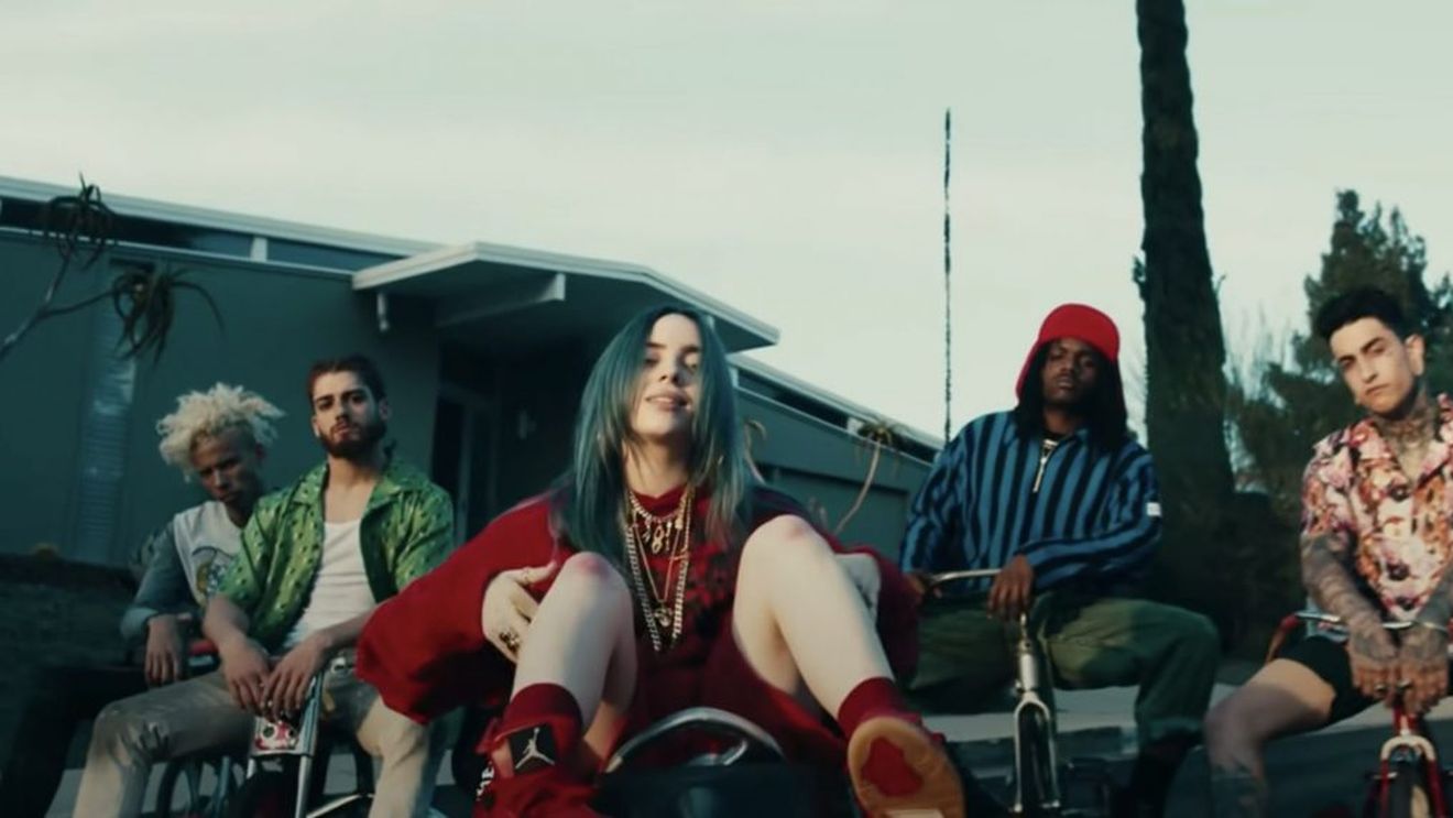 VIDEO Hit-ul "Bad guy" al cântăreţei Billie Eilish, cel mai bine vândut single din 2019