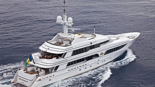 Un ucrainean a încercat să scufunde yahtul din Spania al unui oligarh rus apropiat de Putin. El a vrut să se răzbune pentru războiul pornit de Rusia