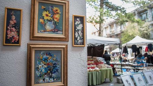 Târg de cadouri de Crăciun - între 8 şi 10 decembrie, la Muzeul Naţional al Ţăranului Român / Jucării, nuieluşe, măşti, ii, podoabe, opinci, străchini, oale, icoane...