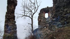 Cetatea Șoimoș din Arad va fi restaurată din surse bugetare