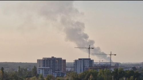 Explozia de la Crevedia: Comisarul general al Gărzii Naționale de Mediu anunță că "fumul se îndreaptă spre Capitală" și sfătuiește populația "să închidă geamurile"