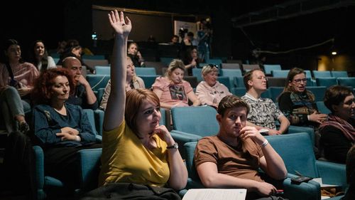 Jurnaliștii Andreea Pavel și Cristian Andrei Leonte au câștigat premiul I la presa locală și premiul juriului la concursul Superscrieri