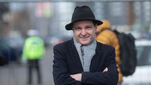 Cătălin Cîrstoiu îi transmite lui Nicuşor Dan să iasă la o dezbatere unu la unu: Haideţi, domnule Nicuşor, să discutăm despre Bucureşti, de ce vă ascundeţi?