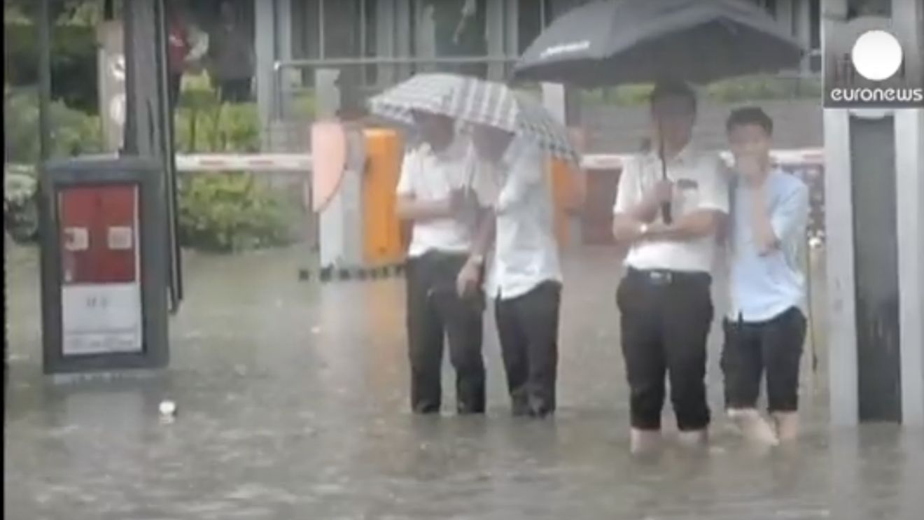 Precipitaţiile provoacă pagube grave în sudul Chinei