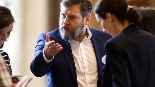 SURSE Felix Rache, omul fostului premier Tudose, se va ocupa de strategia de comunicare a partidului lui Victor Ponta