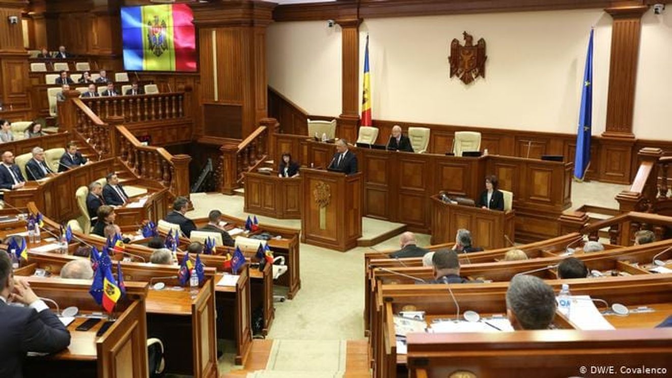 Noul Parlament de la Chișinău s-a întrunit fără o majoritate constituită