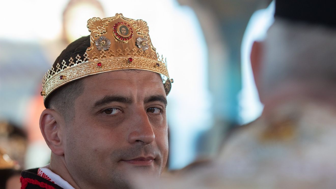 Virgil Popescu i-a dat lui Simion medalia Ordinul Muncii: ”Aţi depăşit planul de propagandă rusească”