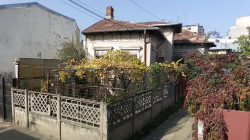 Nicușor Dan: Sub pretextul "consolidării", ca în zeci de alte cazuri, a dispărut un imobil interbelic cu valoare arhitecturală