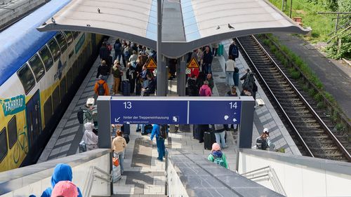 UPDATE Victimele atacului cu cuțitul din Hamburg sunt în stare stabilă / Suspecta are 39 de ani și este de naționalitate germană