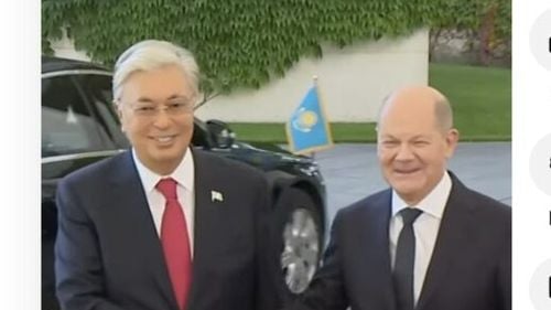 Rusia consideră o ingerință întâlnirea cancelarului german Olaf Scholz cu preşedintele kazah Kassîm-Jomart Tokaev