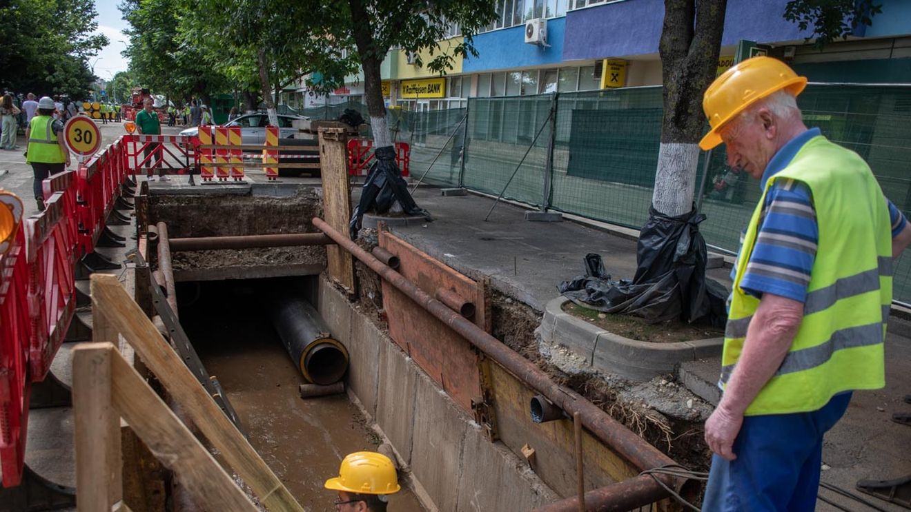 Şeful Termoenergetica: 35% dintre blocurile din Capitală nu au apă caldă