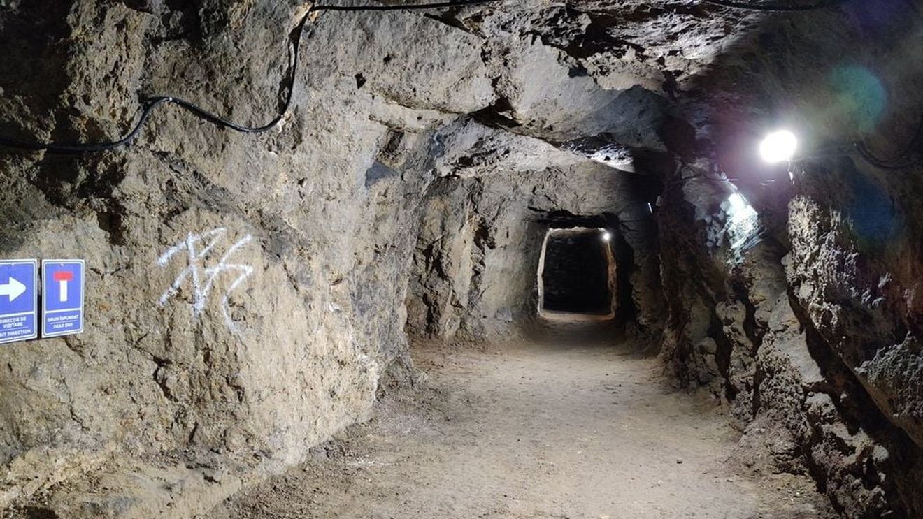 S-ar putea redeschide catacombele Brașovului / Au fost încuiate  în 2021 / Fostul viceprimar a fost trimis în judecată atunci pentru că ar fi permis ilegal unei asociații să le folosească pentru evenimente