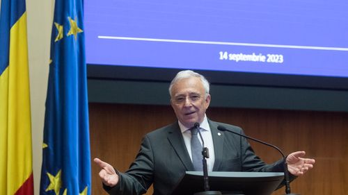 Guvernatorul BNR: Orice război comercial între Statele Unite şi Uniunea Europeană are impact şi asupra României / În Europa nu va fi numai un impact inflaţionist, un eventual război comercial cred că va crea recesiune