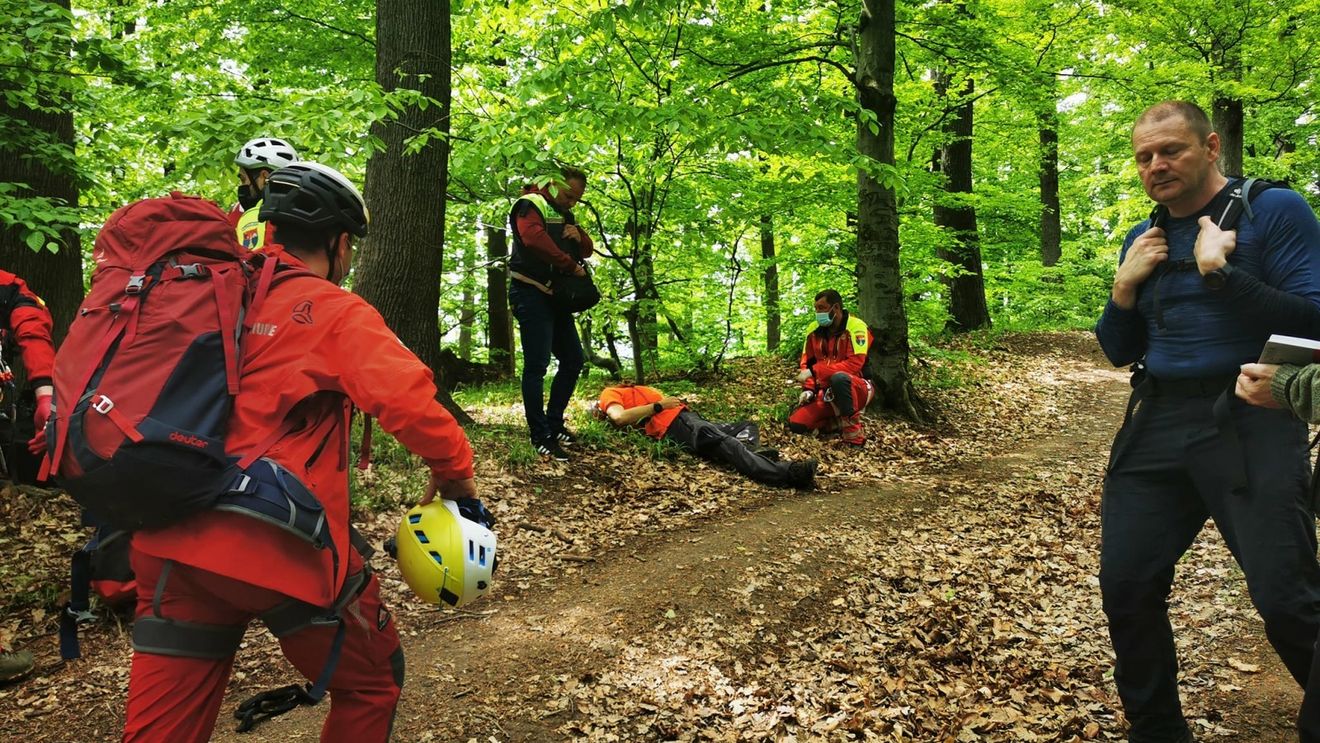 Un turist echipat corespunzător, găsit mort pe o potecă spre Vârful Iricău, în Munții Gutâi
