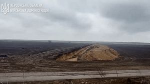 VIDEO Ucraina a săpat „kilometri” de tranșee în regiunea Herson, pentru a rezista unei ofensive rusești