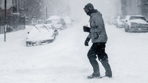 Trei zile de cod galben de vânt, polei, ninsori și viscol în 14 județe/ Unde vine gerul de până la -20 de grade (hartă)