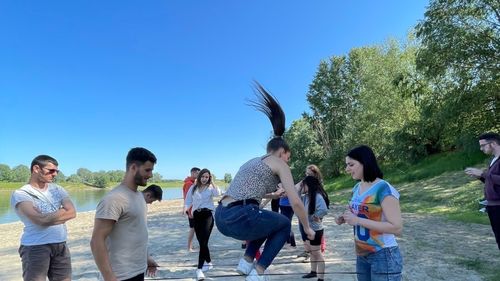 Cinci organizații de tineret dezvoltă prima bibliotecă digitală cu jocuri europene, printr-un proiect Erasmus