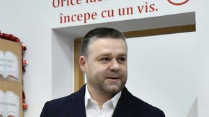 LIVE Rezultate alegeri Primăria București: Ciprian Ciucu va fi noul primar al Capitalei / După numărarea a 100% din voturi, liberalul a obținut 36,16% / Anca Alexandrescu - 21,94%, Daniel Băluță - 20,51%