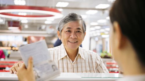 Șefii aeroporturilor franceze fac presiuni asupra Uniunii Europene pentru a amâna lansarea unor noi controale stricte la frontiere, de teama cozilor și a haosului