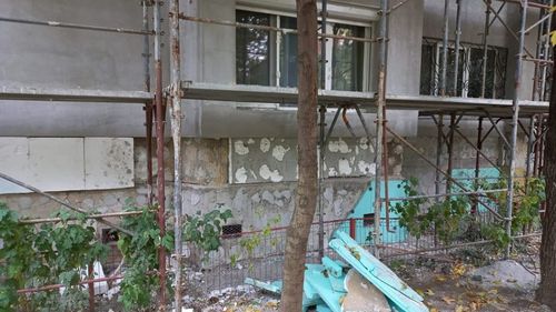 Epopeea reabilitării termice a unui bloc din Sectorul 2: Zece ani de șantiere care nu se mai termină și mai multe apartamente distruse din cauza infiltrațiilor