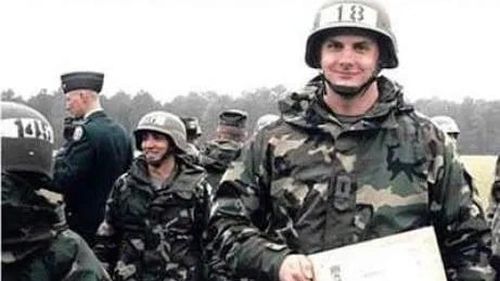 Cum a ajuns un fost căpitan al Forțelor Speciale din Armata SUA spion în serviciul Rusiei / A primit în schimb 1000 $, o sticlă de coniac și o uniformă militară rusească