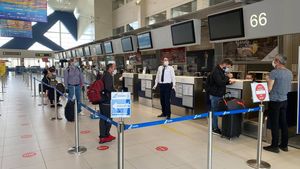 Grindeanu: Aeroportul Otopeni are nevoie de un nou terminal şi ştim cu toţii / E unul dintre aeroporturile din Europa care şi-a revenit cel mai rapid, după pandemie / CNAB are resurse financiare şi diverse modalităţi prin care se poate dezvolta