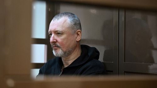 Parchetul rus cere aproape cinci ani de închisoare pentru opozantul naţionalist Igor Ghirkin, acuzat de „extremism” / El l-a acuzat pe Putin că este un „ratat” și un „laș”