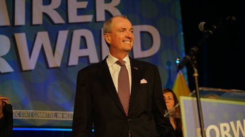 Guvernatorul statului american New Jersey mărturiseşte că a ascuns în locuinţa sa o imigrantă ilegală