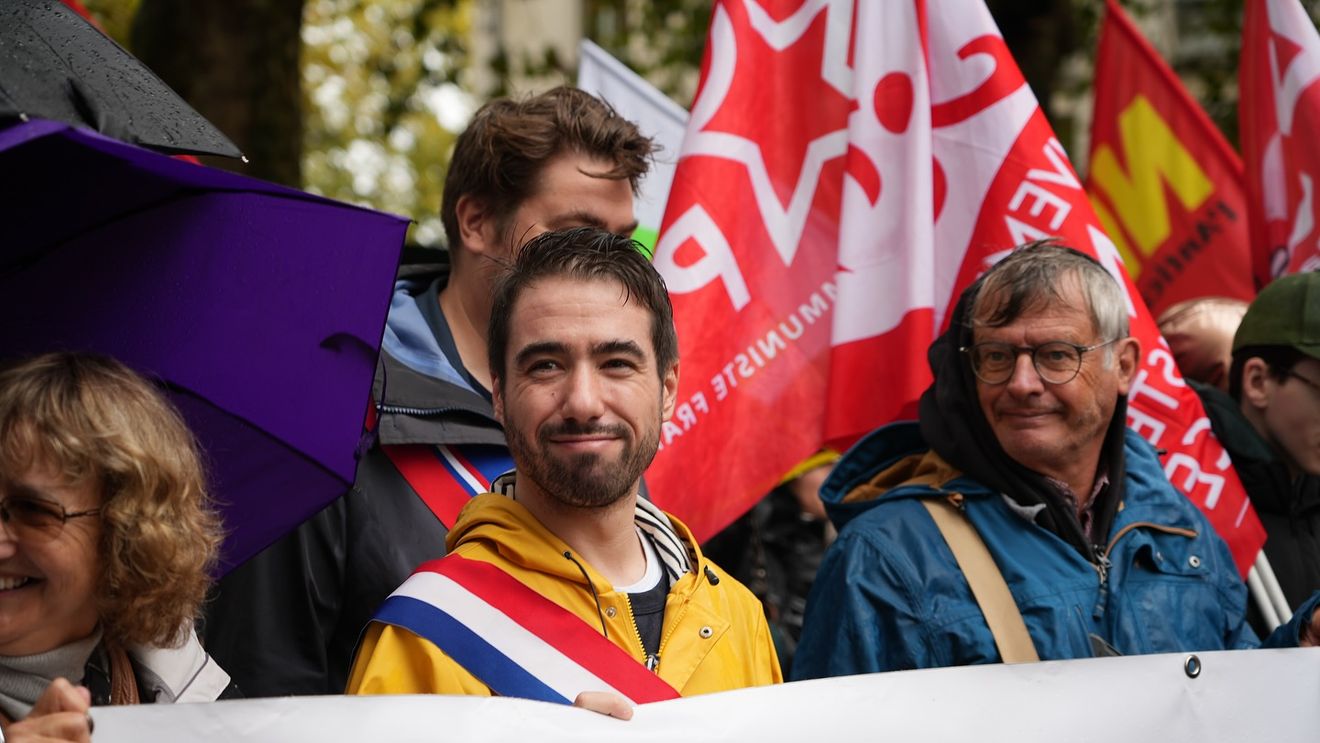 Un deputat francez a fost prins de poliție în timp ce cumpăra droguri într-o stație de metrou din Paris