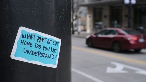 În statul Washington au apărut “Petrecerile Covid-19”, la care tinerii merg pentru a se infecta în speranța imunizării. Oficial american: “Este iresponsabil”