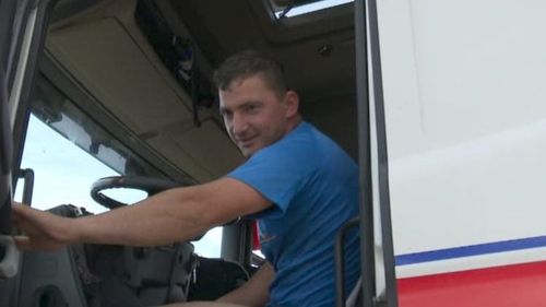 Băcăuan surprins cu TIR-ul pe plaja sălbatică de la Corbu: ”Am venit cu familia un pic, la mare. Dacă e, de aici chem un taxi și mergem la o pensiune”